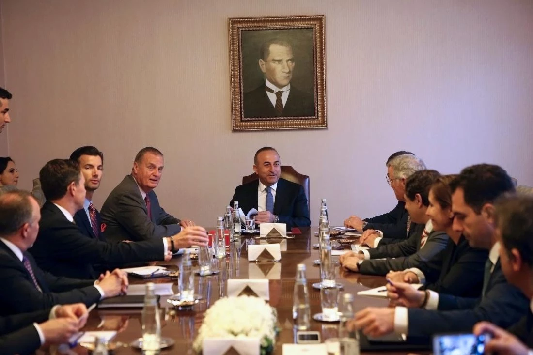 Πρωτοφανής κλιμάκωση: Ακυρώθηκε αμερικανο-τουρκικό συμβούλιο – Αποσύρονται αμερικανικοί κολοσσοί από την Τουρκία – Σβήνει το «θαύμα του Ερντογάν»